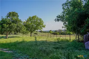 1077 Adobe Creek Rd, Fredericksburg, TX 78624 - Photo 20
