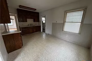 1010 S 17th St, Temple, TX 76504 - Photo 8