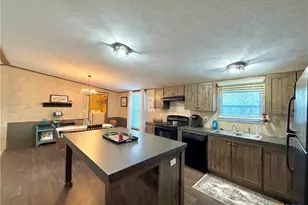104 Estelle Ln, Victoria, TX 77905 - Photo 12