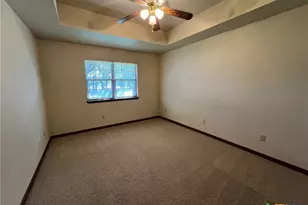 1020 Madeline St, New Braunfels, TX 78132 - Photo 12