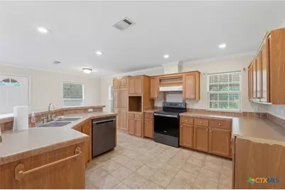10210 S State Highway 123, Seguin, TX 78155 - Photo 38