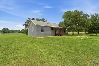 10210 S State Highway 123, Seguin, TX 78155 - Photo 32