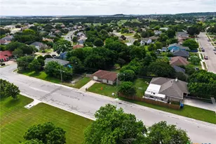 1604 N Main St, Copperas Cove, TX 76522 - Photo 6