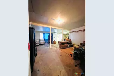 305 Yale Street, Cameron, TX 76520 - Photo 28