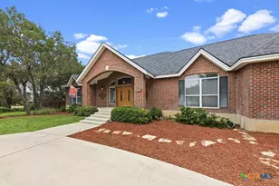 71 Horseshoe Trail, New Braunfels, TX 78130 - Photo 8