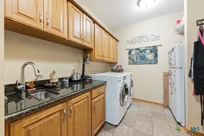 71 Horseshoe Trail, New Braunfels, TX 78130 - Photo 22