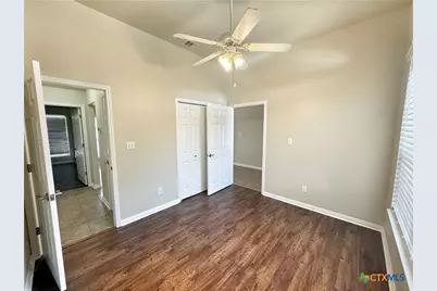 2062 N Ranch Estates Boulevard, New Braunfels, TX 78130 - Photo 30