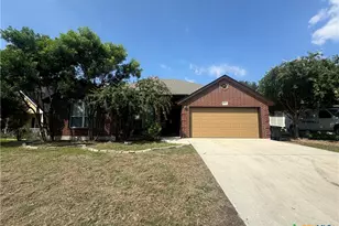 2062 N Ranch Estates Blvd, New Braunfels, TX 78130 - Photo 1