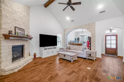 201 Amberglow Court, Victoria, TX 77904 - Photo 4