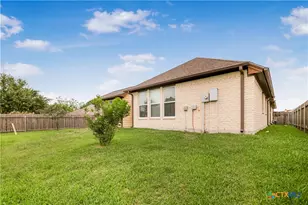 201 Amberglow Ct, Victoria, TX 77904 - Photo 22