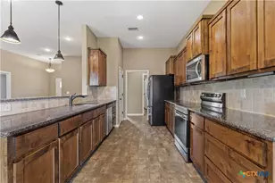 301 Sunrise Hills, Lampasas, TX 76550 - Photo 18