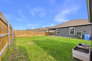 1012 Betsy Dr, Seguin, TX 78155 - Photo 30