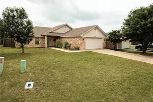 212 Oak Ridge Dr, Nolanville, TX 76559 - Photo 1