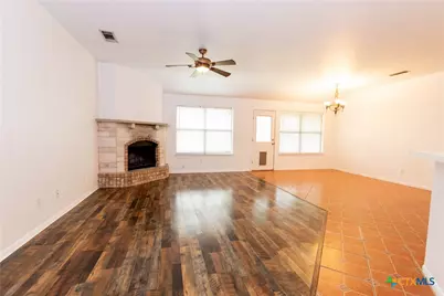 212 Oak Ridge Drive, Nolanville, TX 76559 - Photo 2