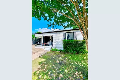 1409 S 13th Street, Temple, TX 76504 - Photo 2