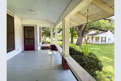 1708 S Wall Street, Belton, TX 76513 - Photo 6