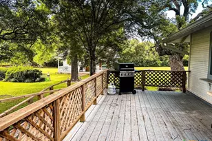 1708 S Wall St, Belton, TX 76513 - Photo 32
