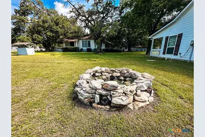 1708 S Wall Street, Belton, TX 76513 - Photo 36
