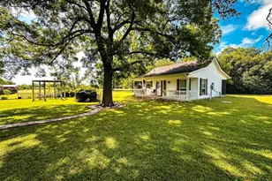 1708 S Wall St, Belton, TX 76513 - Photo 4