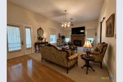 1708 S Wall Street, Belton, TX 76513 - Photo 12