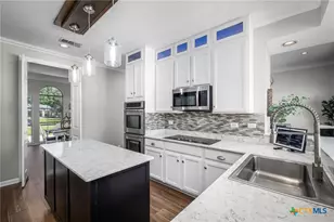 601 Woodlake Dr, Mcqueeney, TX 78123 - Photo 22