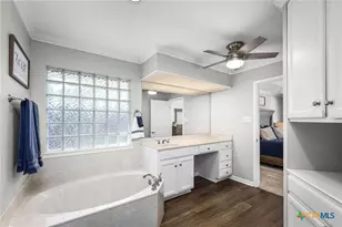601 Woodlake Dr, Mcqueeney, TX 78123 - Photo 30