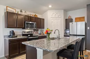 1000 Velvet Ct, Troy, TX 76579 - Photo 10