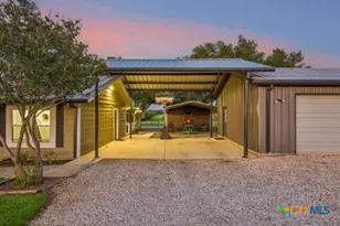 295 McKnight Rd, Seguin, TX 78155 - Photo 30