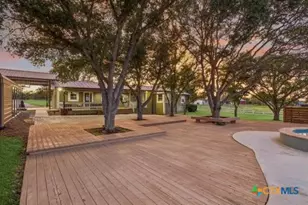 295 McKnight Rd, Seguin, TX 78155 - Photo 24