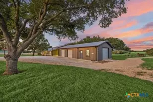 295 McKnight Rd, Seguin, TX 78155 - Photo 32