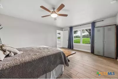 295 McKnight Road, Seguin, TX 78155 - Photo 12