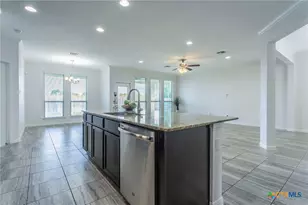 7010 Crystal Valley Dr, Temple, TX 76502 - Photo 10