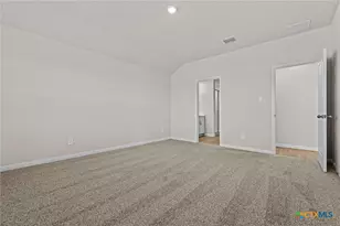 125 Raymondville Path, San Marcos, TX 78666 - Photo 18