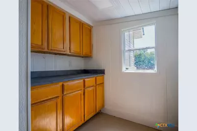103 N Avenue Q, Johnson City, TX 78636 - Photo 20