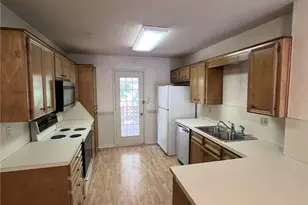 2104 Terrace Dr, Copperas Cove, TX 76522 - Photo 4