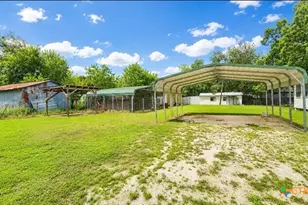 206 Josephine St, Cuero, TX 77954 - Photo 2