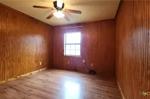 206 Josephine St, Cuero, TX 77954 - Photo 8