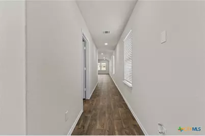 1530 Champagne Oak, New Braunfels, TX 78130 - Photo 2
