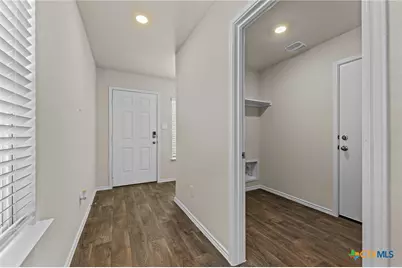 1530 Champagne Oak, New Braunfels, TX 78130 - Photo 4