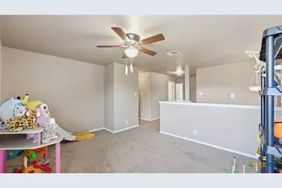 329 Hummingbird Drive, New Braunfels, TX 78130 - Photo 18