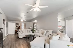 2110 Lincoln Ct, Belton, TX 76513 - Photo 4