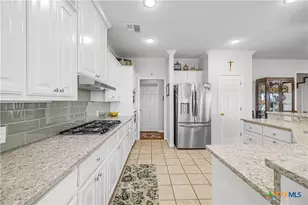 230 Dewberry Ln, Victoria, TX 77904 - Photo 10