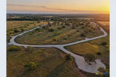 784 Main Loop Road, Waelder, TX 78959 - Photo 6