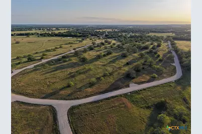 716 Main Loop Road, Waelder, TX 78959 - Photo 2