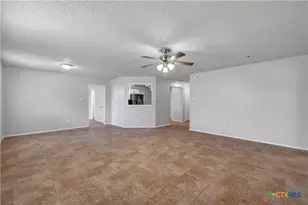 2707 Terry Dr, Killeen, TX 76543 - Photo 6