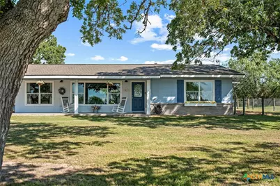 346 E Fm 884, Yorktown, TX 78164 - Photo 2