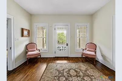 403 E Bowie Street, Luling, TX 78648 - Photo 26