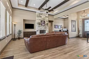 412 Farmstead Dr, Seguin, TX 78155 - Photo 8