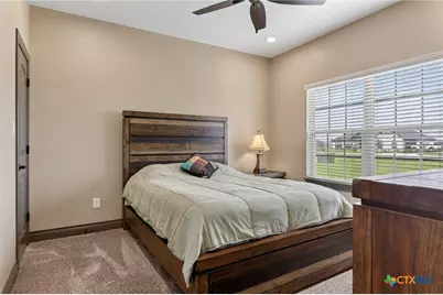 412 Farmstead Drive, Seguin, TX 78155 - Photo 32