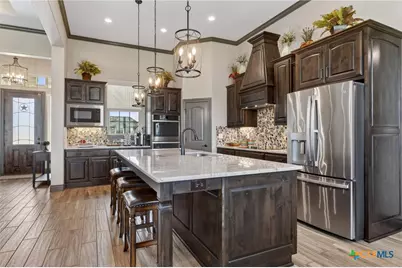 412 Farmstead Drive, Seguin, TX 78155 - Photo 12